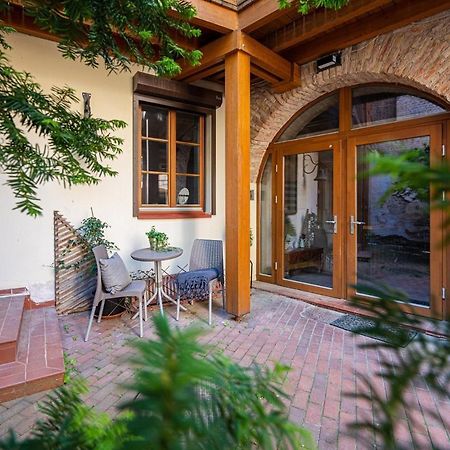 וילנה Old Town Gate Residence מראה חיצוני תמונה
